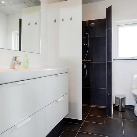 بيت للعطل Four-bedroom In Haderslev *